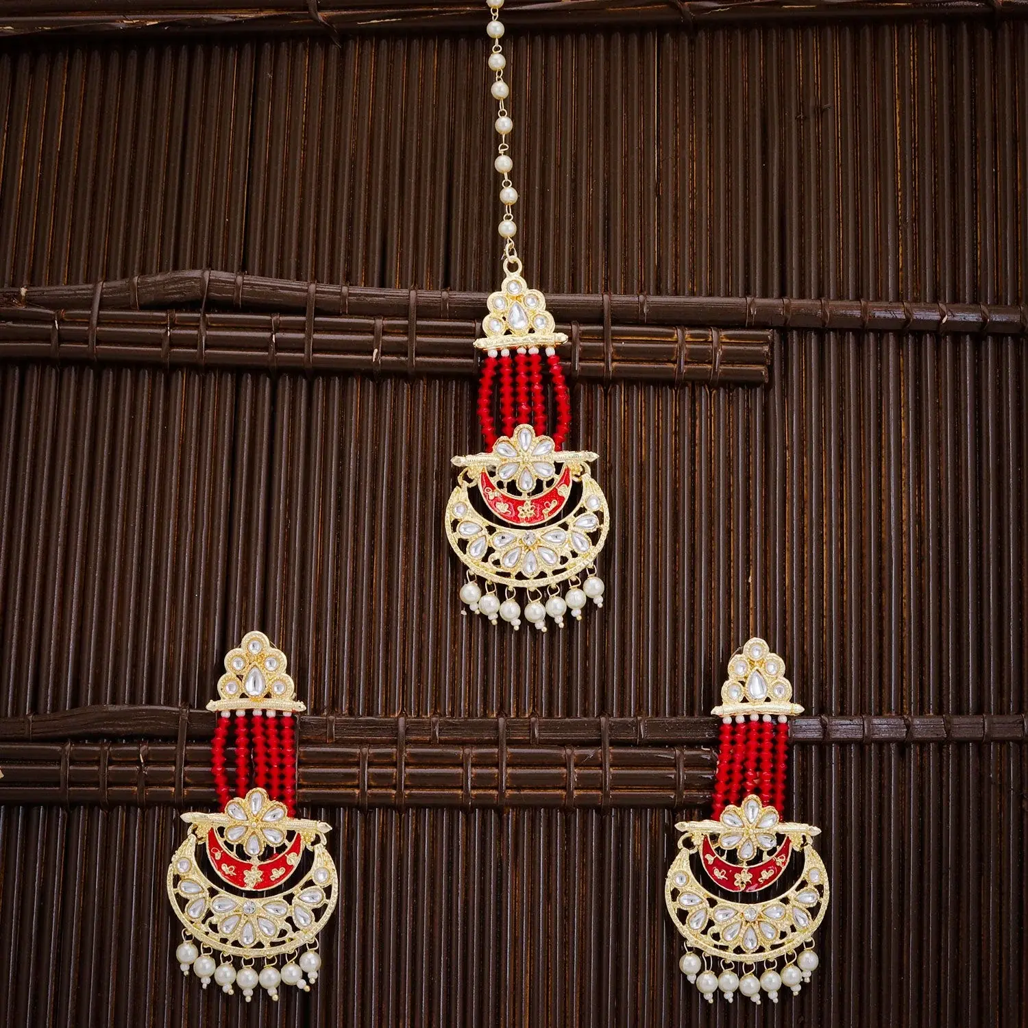 Glistening Kundan Gold Plated Pearl Drop Chandbali Earring Maangtikka For Women